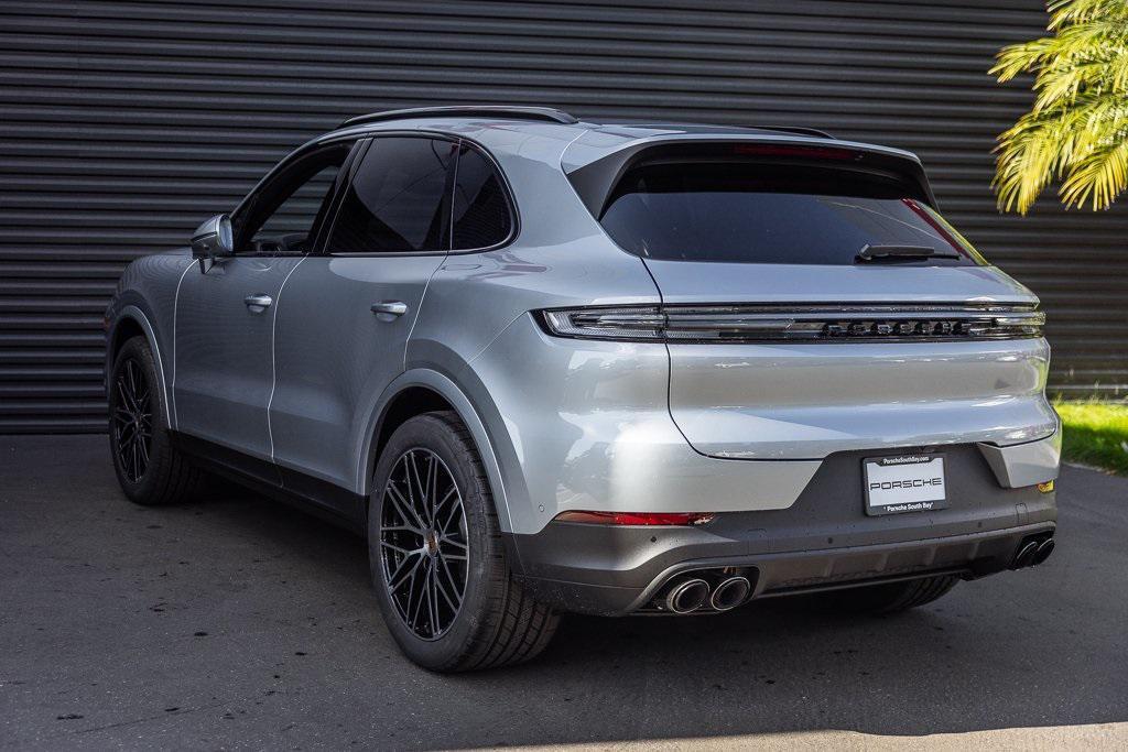 used 2026 Porsche Cayenne car, priced at $100,998
