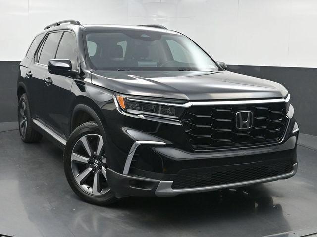 used 2023 Honda Pilot car, priced at $38,768
