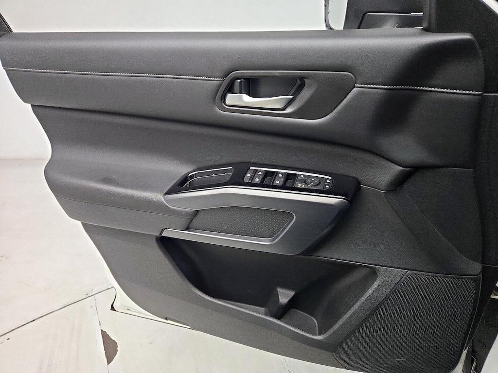 used 2023 Nissan Pathfinder car, priced at $31,998