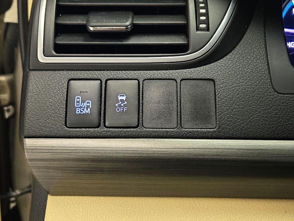 used 2015 Toyota Camry Hybrid car, priced at $19,998