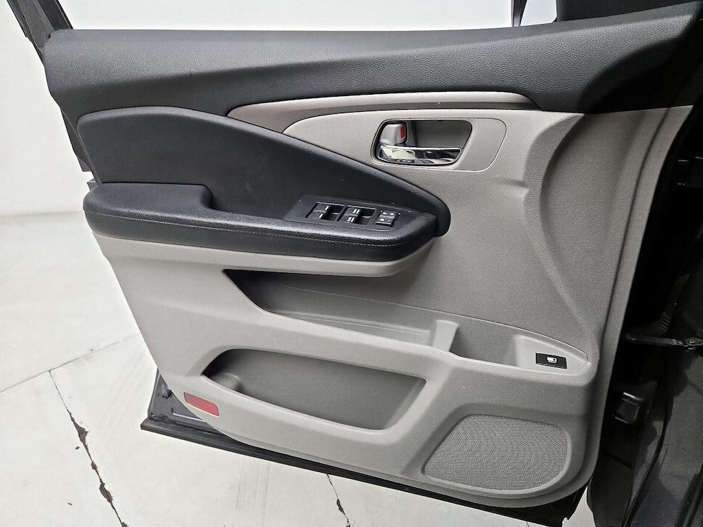used 2018 Honda Pilot car, priced at $20,998