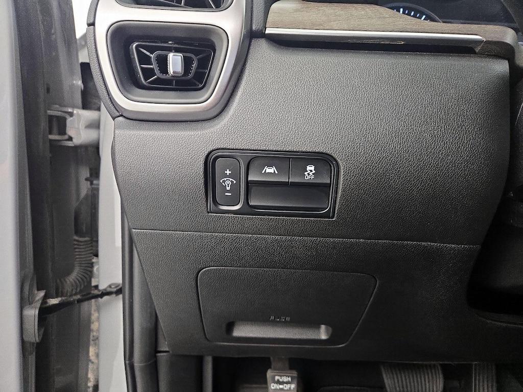 used 2022 Kia Sorento car, priced at $23,998