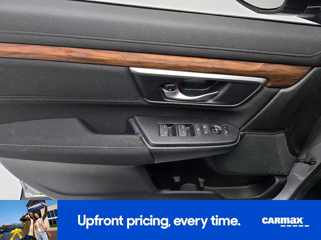 used 2020 Honda CR-V car, priced at $27,998