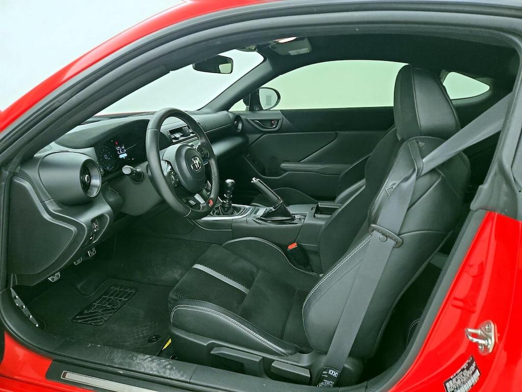 used 2023 Toyota GR86 car, priced at $29,998