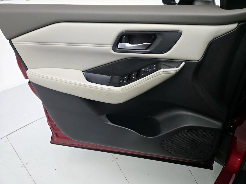 used 2024 Nissan Rogue car, priced at $26,998