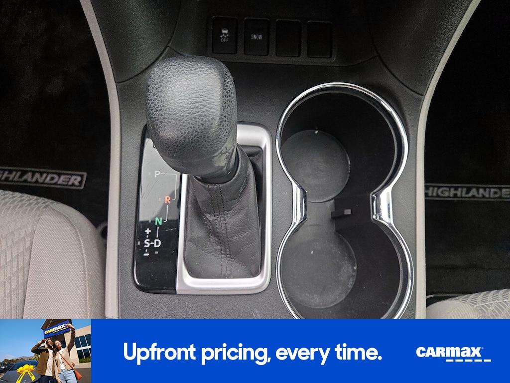 used 2015 Toyota Highlander car, priced at $22,998
