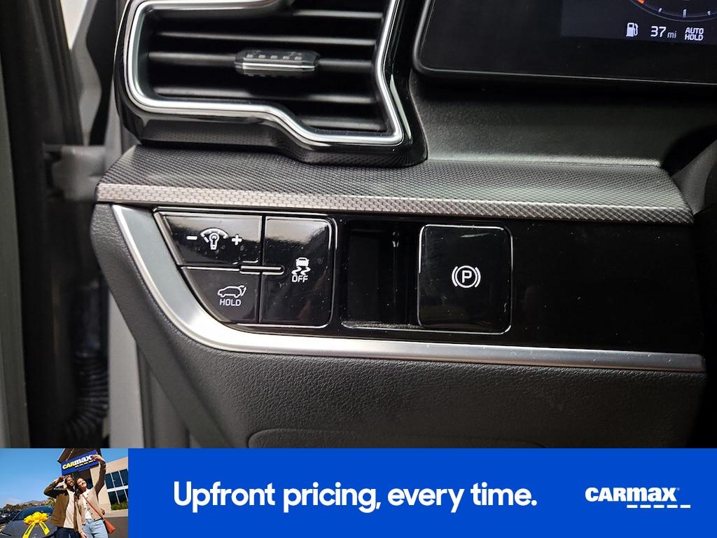 used 2024 Kia Sportage car, priced at $30,998