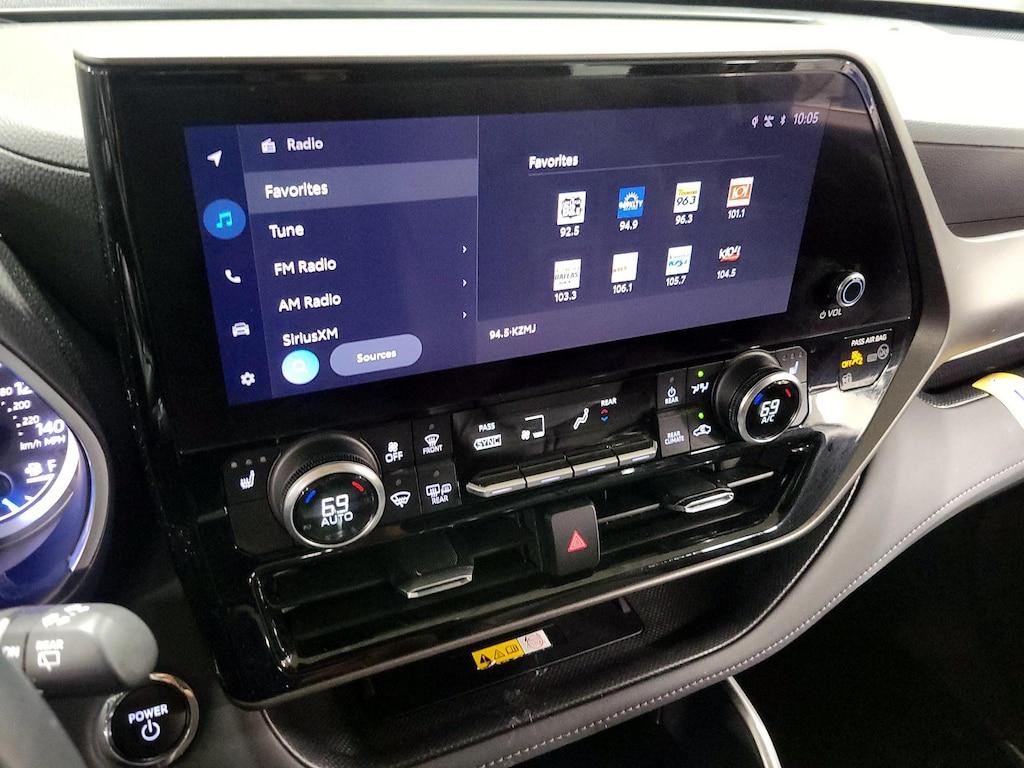 used 2023 Toyota Highlander Hybrid car, priced at $41,998