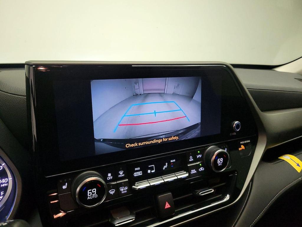 used 2023 Toyota Highlander Hybrid car, priced at $41,998