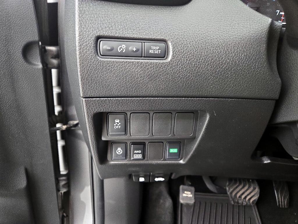 used 2018 Nissan Rogue Sport car, priced at $18,998