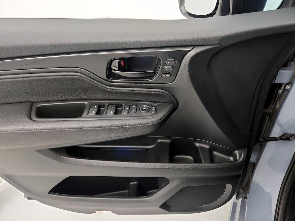 used 2023 Honda Odyssey car, priced at $37,998