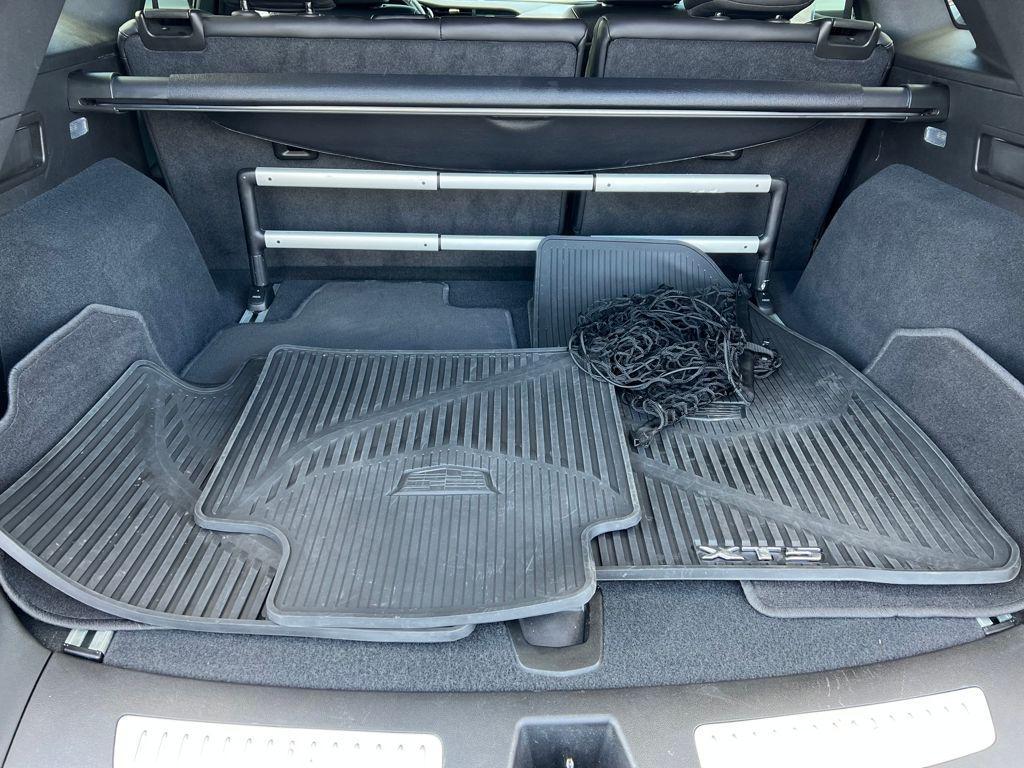 used 2023 Cadillac XT5 car, priced at $33,985