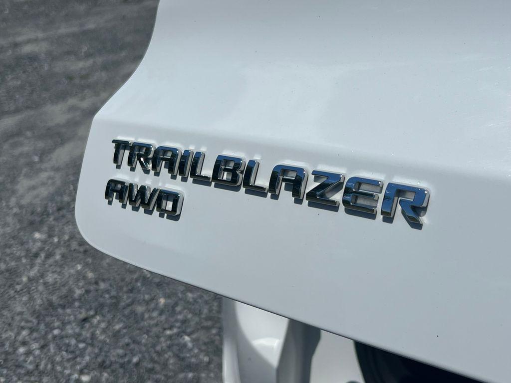 used 2025 Chevrolet TrailBlazer car, priced at $22,784