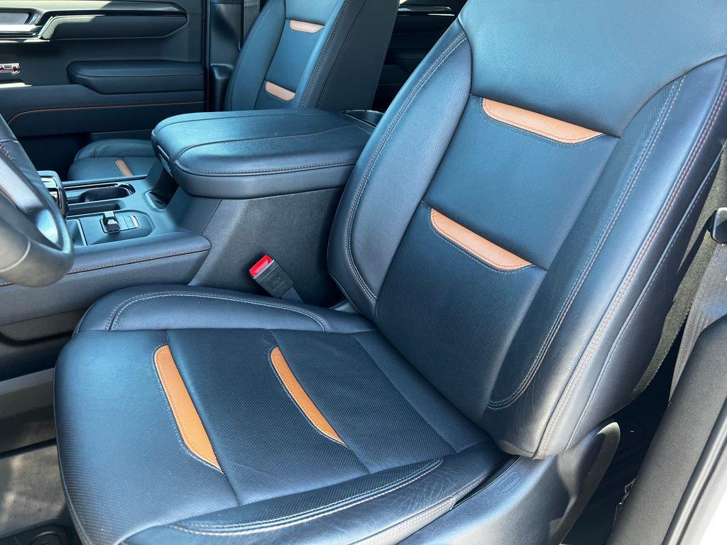 used 2025 GMC Sierra 1500 car, priced at $60,384
