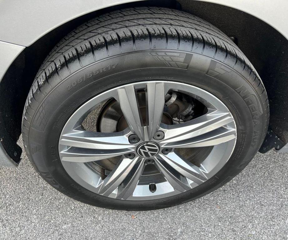 used 2024 Volkswagen Jetta car, priced at $18,885