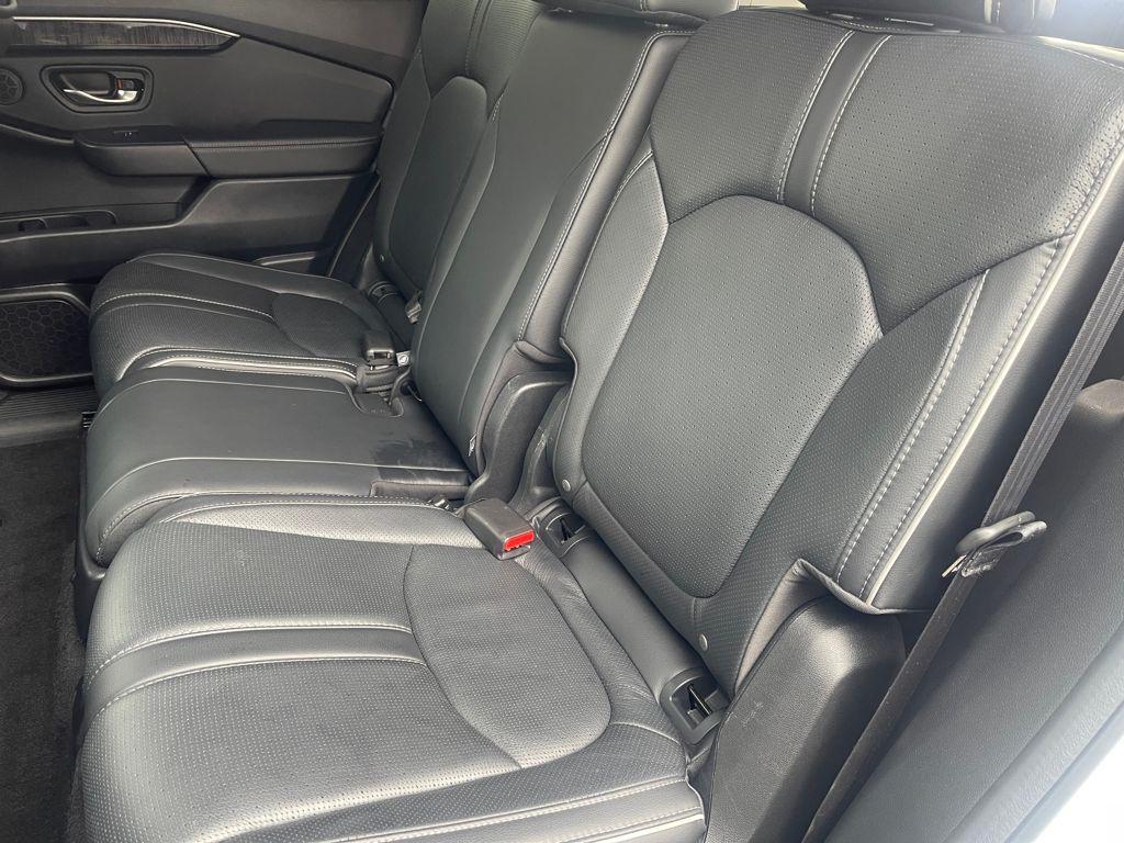 used 2025 Honda Pilot car, priced at $45,985