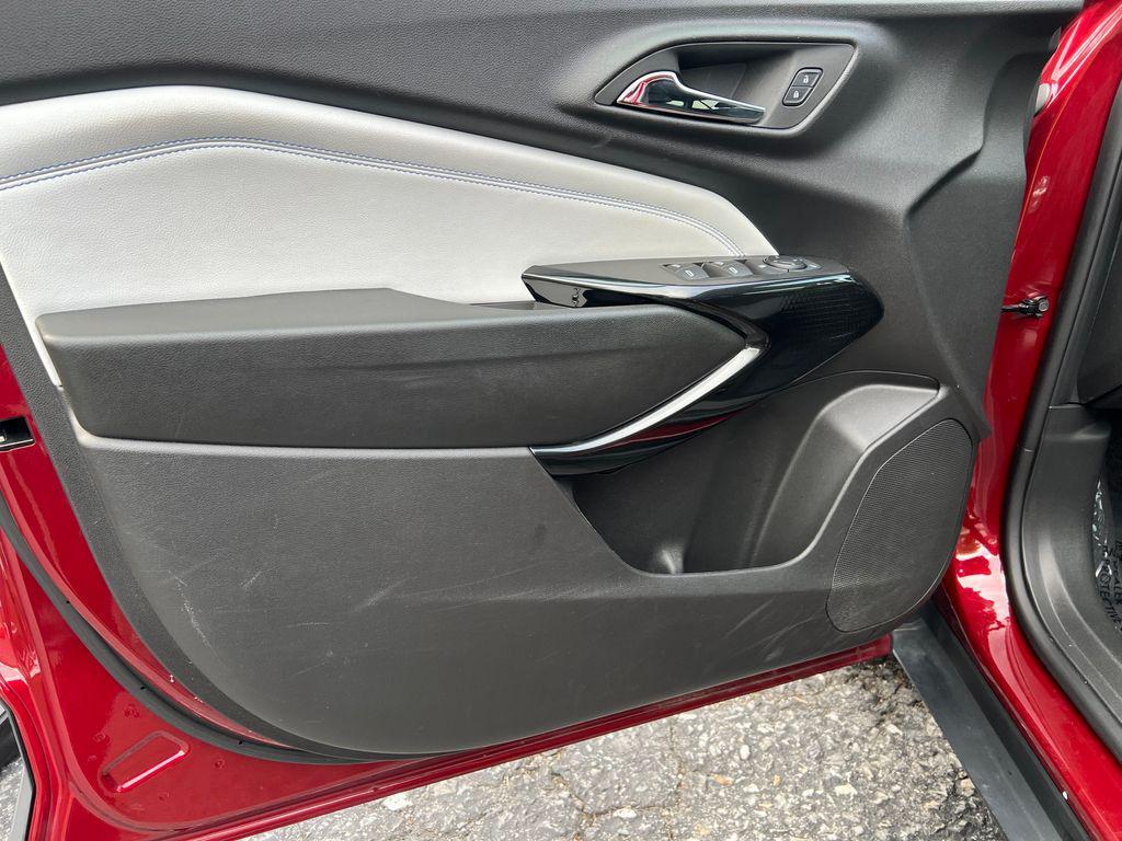 used 2025 Chevrolet Trax car, priced at $23,284