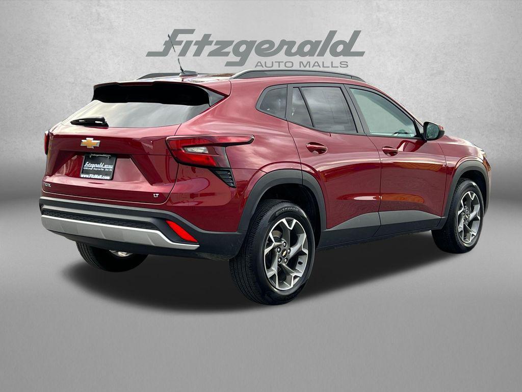 used 2025 Chevrolet Trax car, priced at $23,284