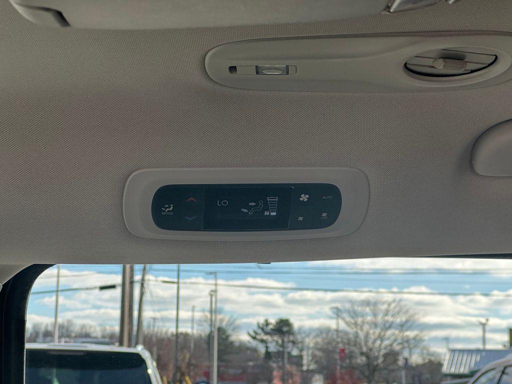 used 2021 Chrysler Pacifica car, priced at $20,985