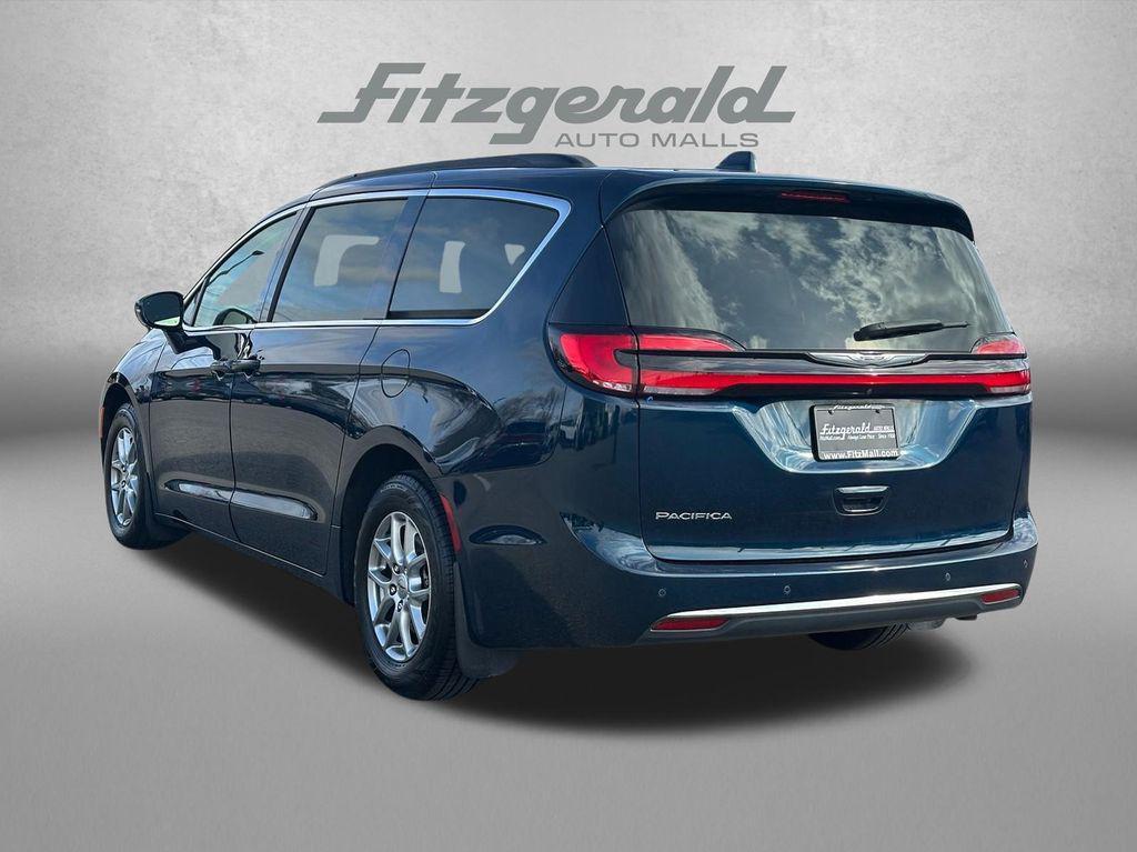 used 2021 Chrysler Pacifica car, priced at $20,985