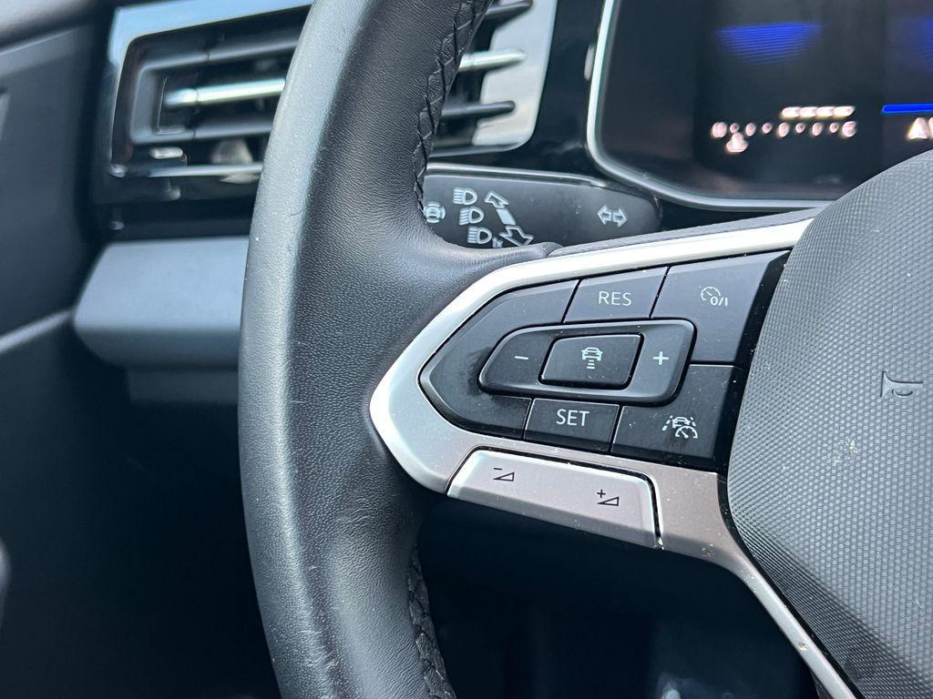 used 2025 Volkswagen Jetta car, priced at $22,184