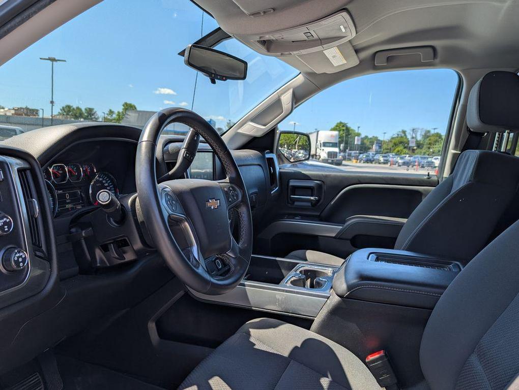 used 2018 Chevrolet Silverado 1500 car, priced at $28,784