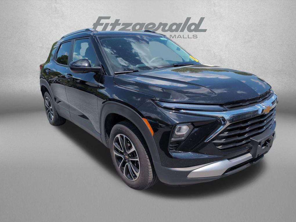 used 2025 Chevrolet TrailBlazer car, priced at $25,484