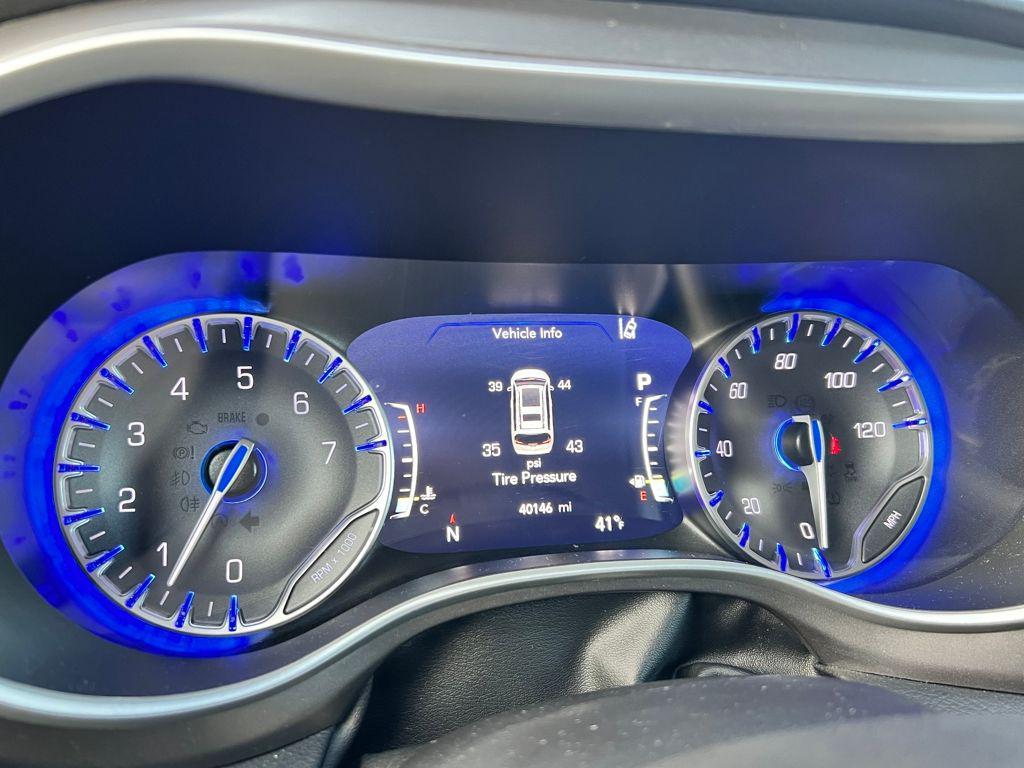 used 2024 Chrysler Pacifica car, priced at $27,685