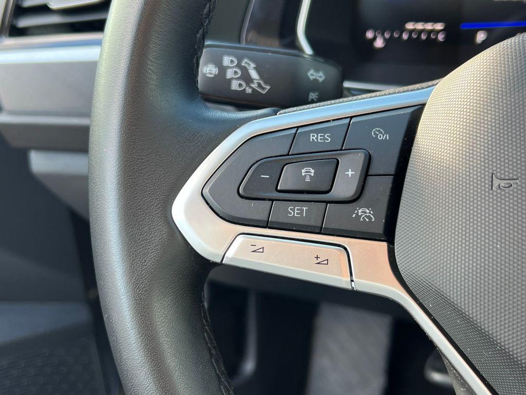 used 2024 Volkswagen Jetta car, priced at $18,795