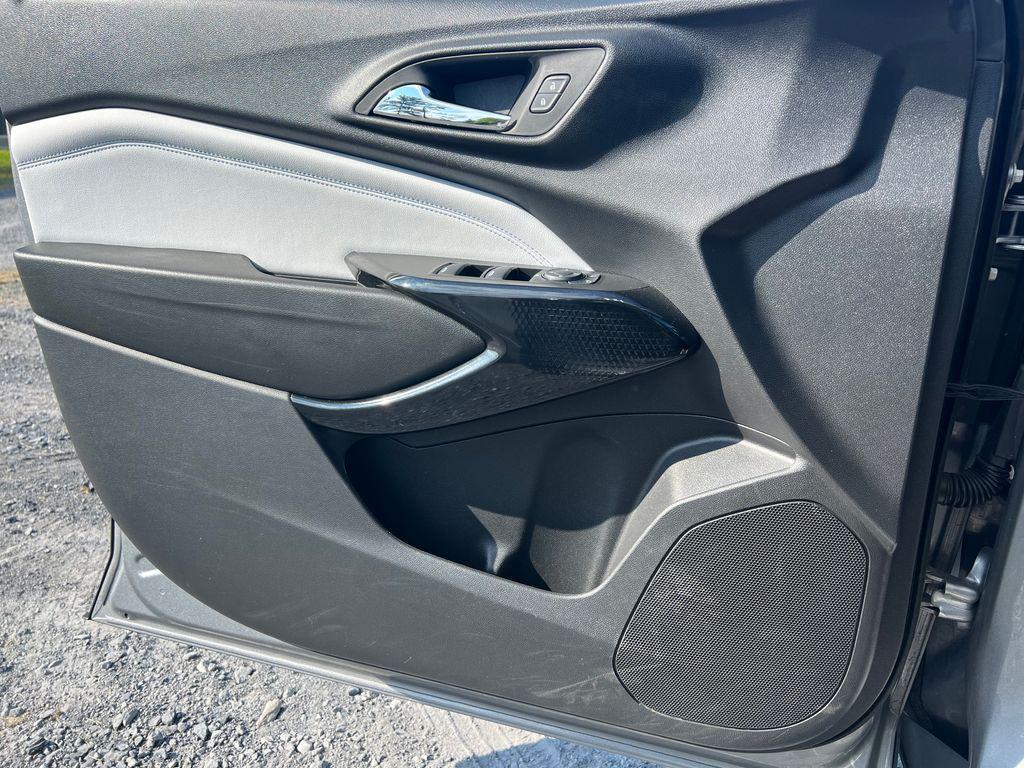 used 2025 Chevrolet Trax car, priced at $23,784
