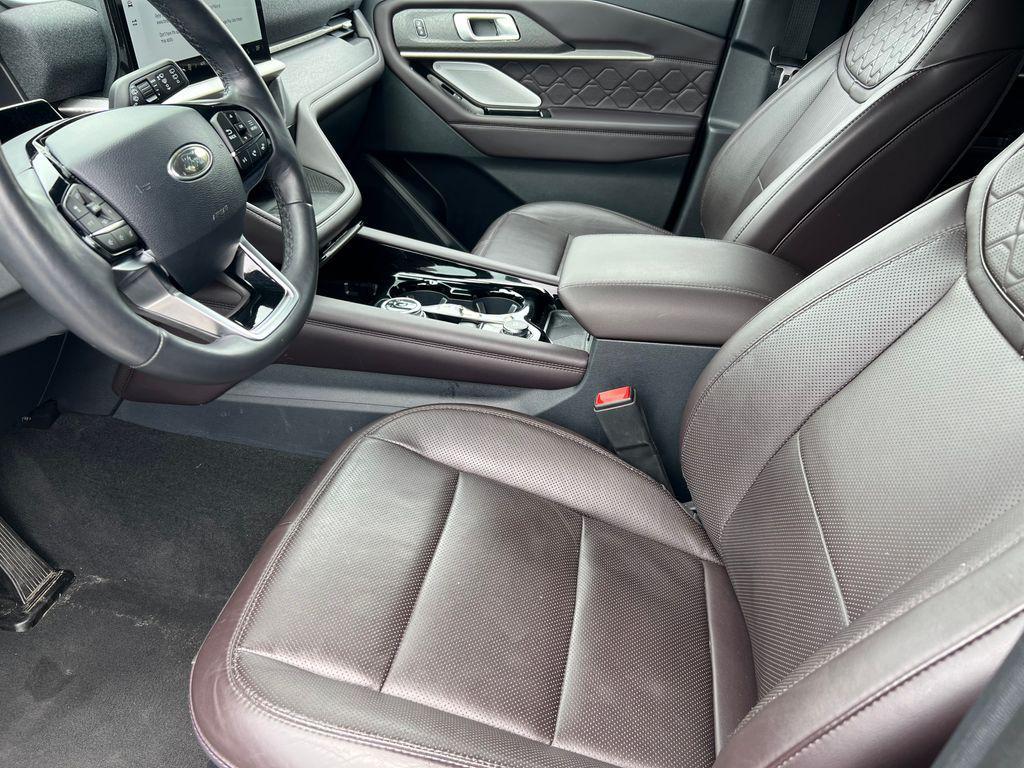 used 2025 Ford Explorer car, priced at $45,784