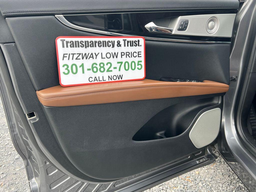 used 2022 Lincoln Nautilus car, priced at $29,985