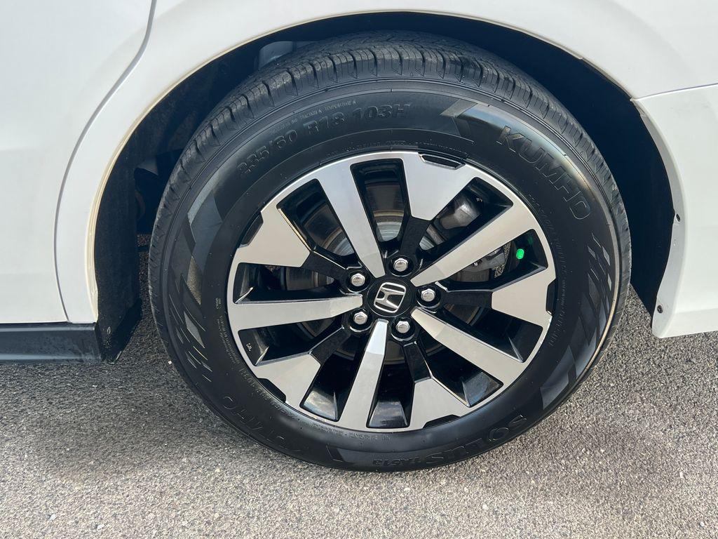 used 2025 Honda Odyssey car, priced at $34,784