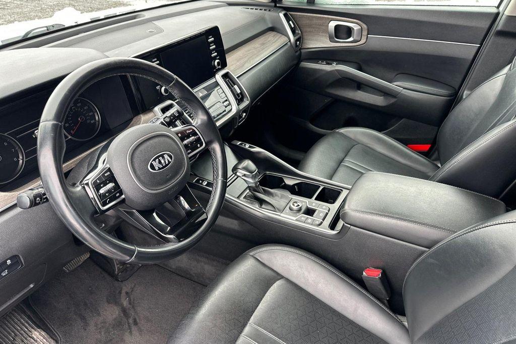 used 2021 Kia Sorento car, priced at $22,900