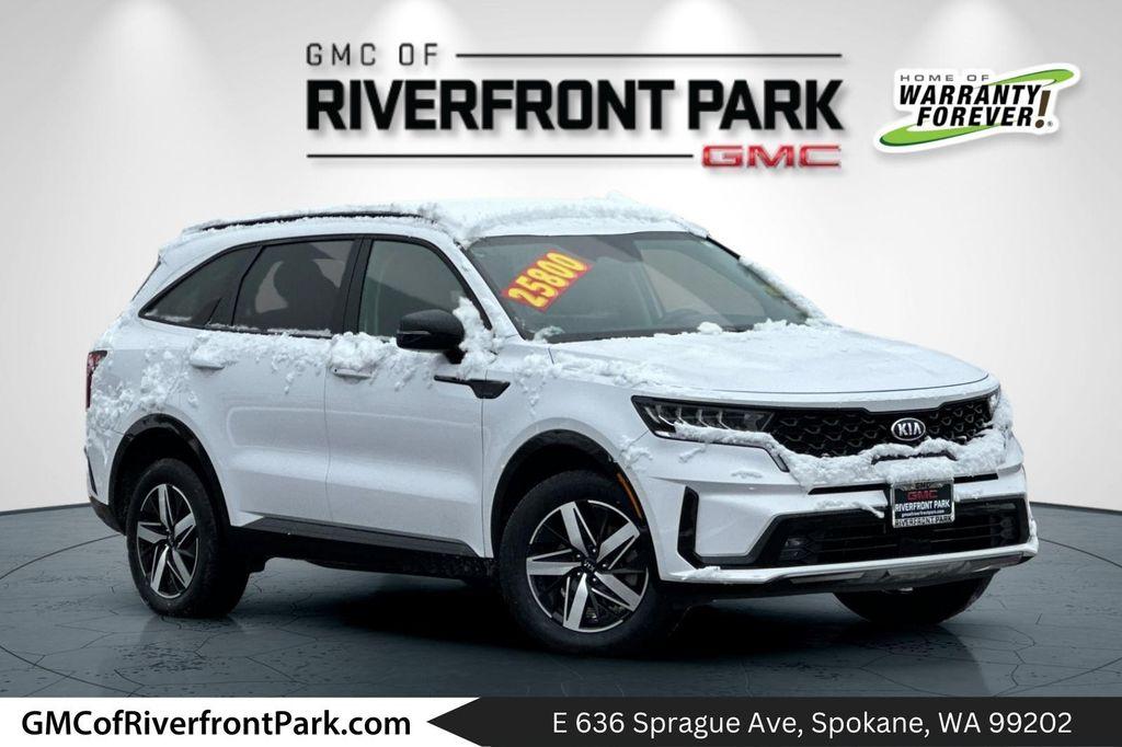 used 2021 Kia Sorento car, priced at $22,900