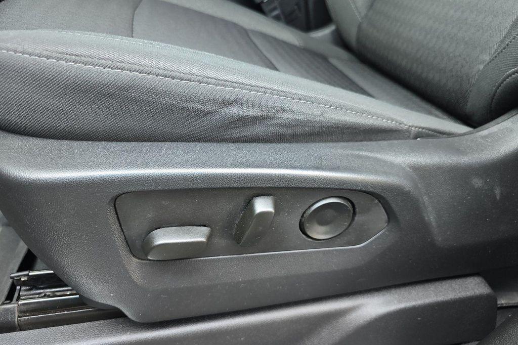 used 2023 GMC Sierra 1500 car, priced at $39,900