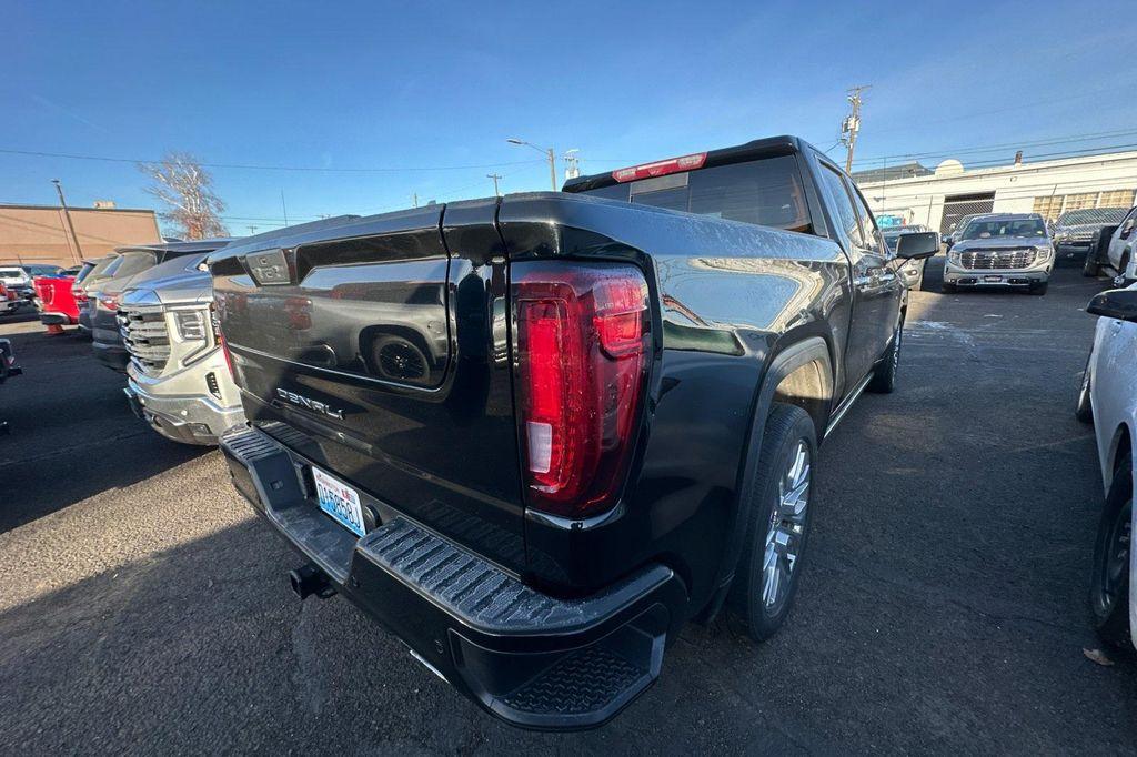 used 2021 GMC Sierra 1500 car, priced at $45,400