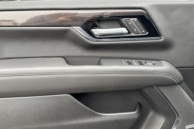 new 2025 GMC Yukon XL car, priced at $84,375