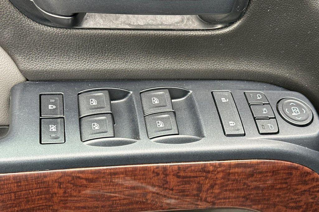 used 2014 GMC Sierra 1500 car, priced at $23,900