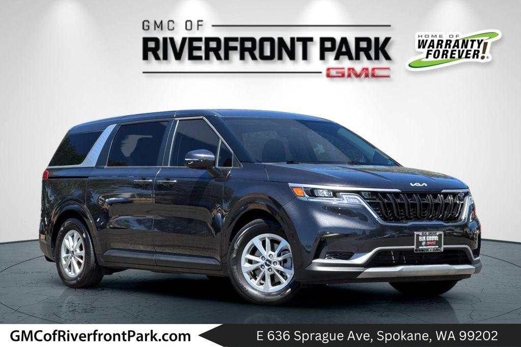 used 2024 Kia Carnival car, priced at $39,200