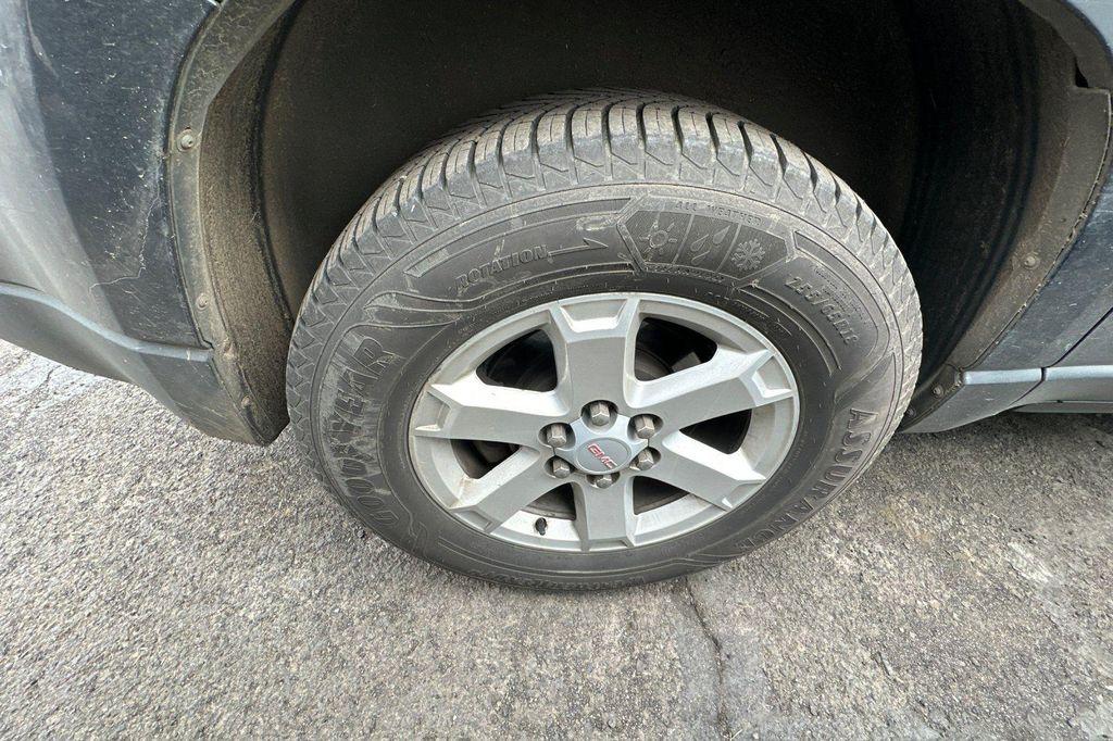 used 2014 GMC Acadia car, priced at $6,600