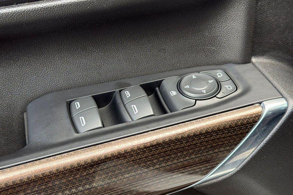 used 2019 Chevrolet Silverado 1500 car, priced at $30,000