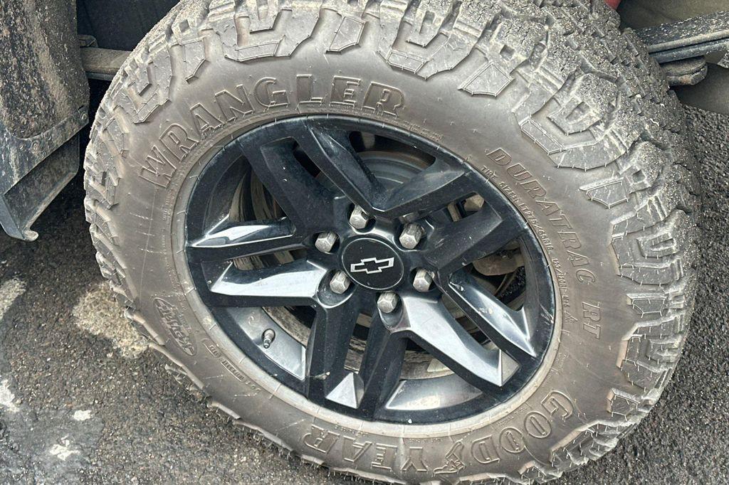 used 2019 Chevrolet Silverado 1500 car, priced at $32,335