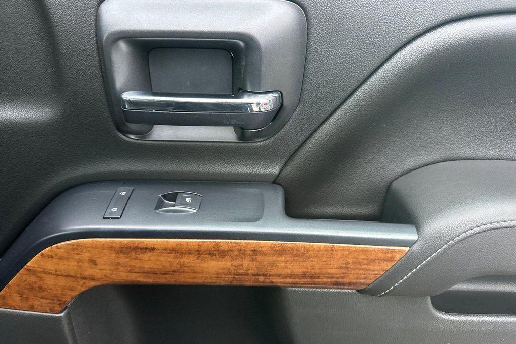 used 2017 Chevrolet Silverado 1500 car, priced at $31,300