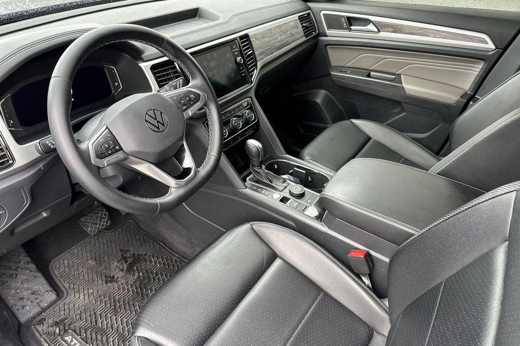 used 2022 Volkswagen Atlas Cross Sport car