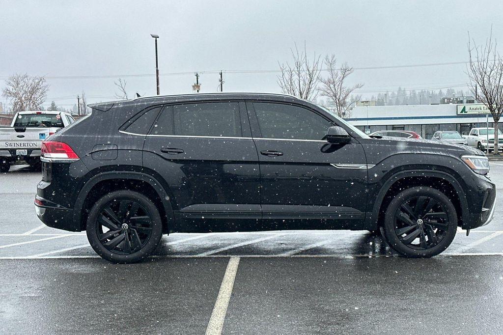 used 2022 Volkswagen Atlas Cross Sport car
