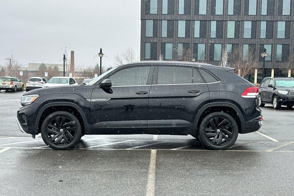used 2022 Volkswagen Atlas Cross Sport car