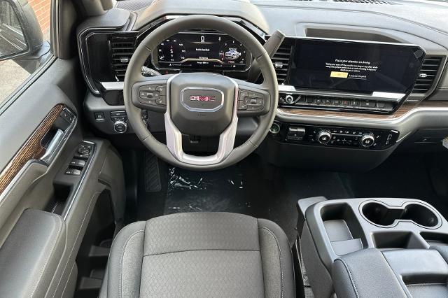 new 2025 GMC Sierra 1500 car, priced at $44,635