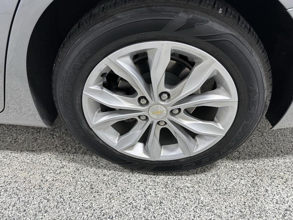 used 2023 Chevrolet Malibu car, priced at $18,990