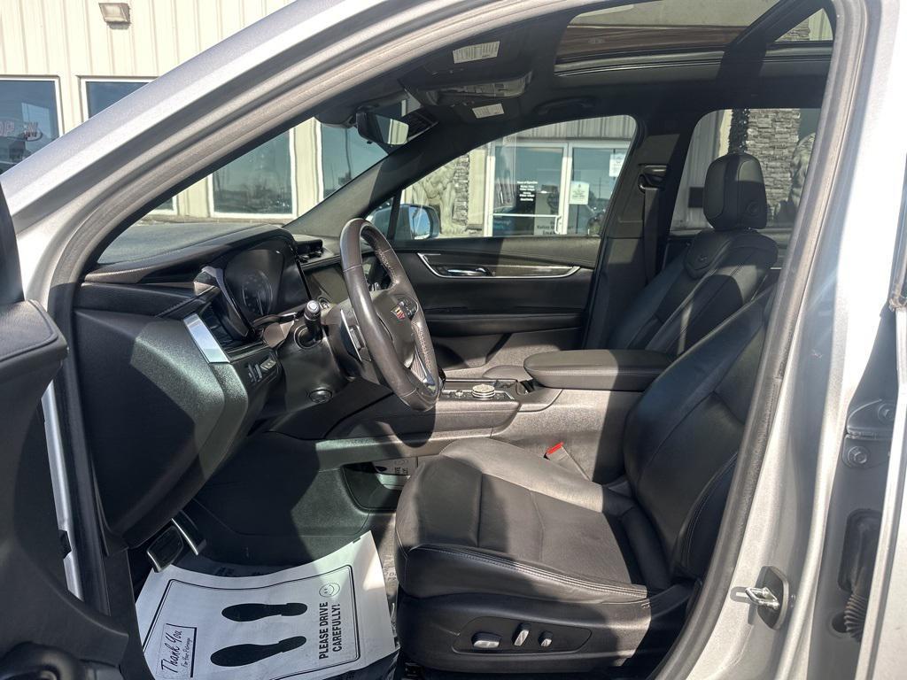 used 2020 Cadillac XT6 car, priced at $25,990